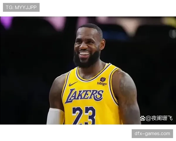 詹姆斯边路突破再现巅峰,湖人季后赛前景持续向好 詹姆斯边路突破再现巅峰,湖人季后赛前景持续向好