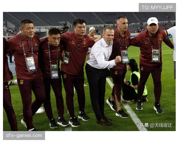 申花主帅大换血为何仍面临战术危机?争议阵容能否撑起豪门复兴之路? 申花主帅大换血为何仍面临战术危机?争议阵容能否撑起豪门复兴之路?