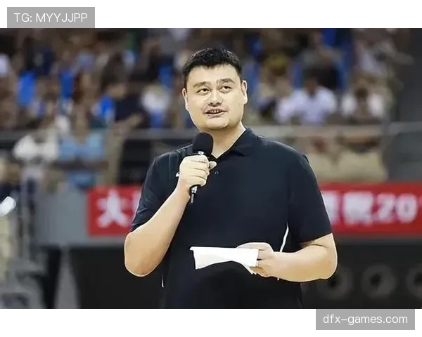 要是姚明推着菜篮子进菜市场，收银员翻收据那一刻我就想看监控